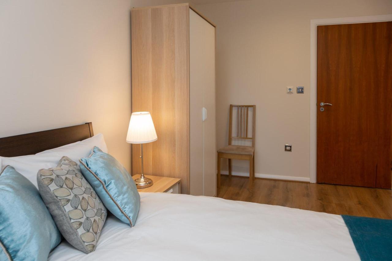 לונדון Royal Crossharbour Apartment מראה חיצוני תמונה