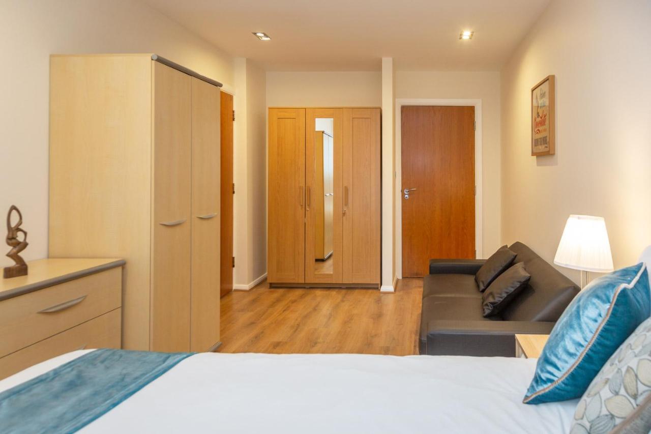 לונדון Royal Crossharbour Apartment מראה חיצוני תמונה